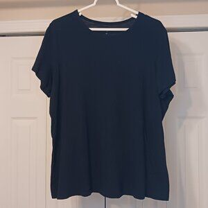 #223 3/$18 - Dip Black Short Sleeve Top Size 1X